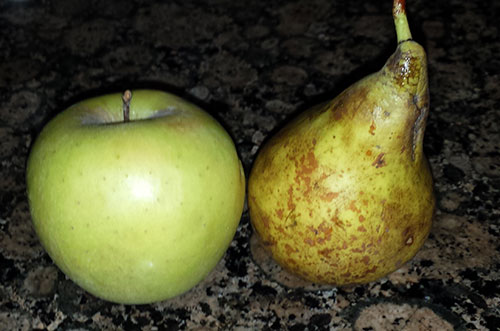 Primera papilla de fruta: pera y manzana